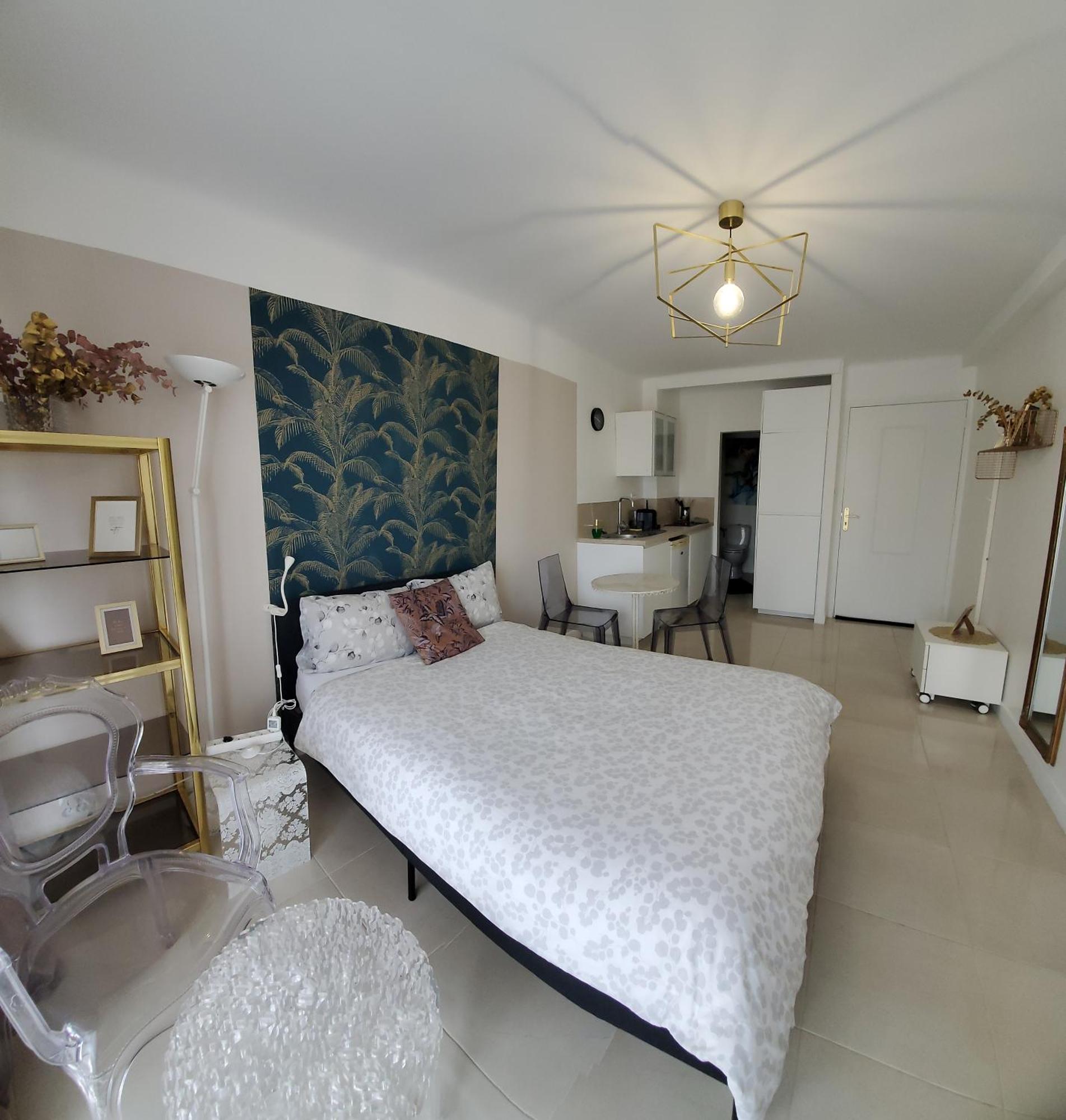 Carnot 1 Apartamento *